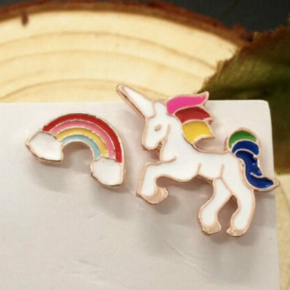 NWOT Unicorn Studs - Picture 7 of 10